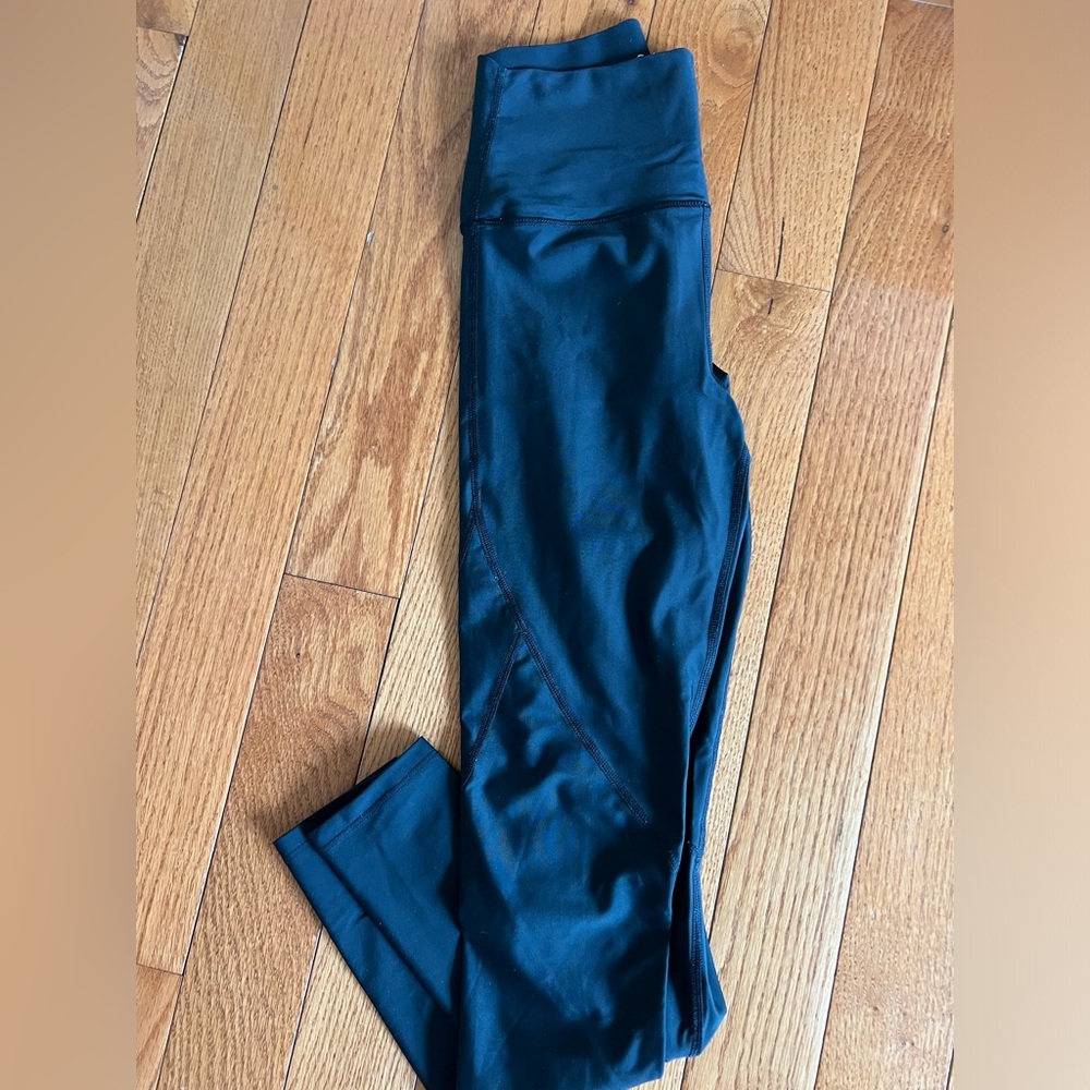 Carbon38 Shiny Black Leggings Size S